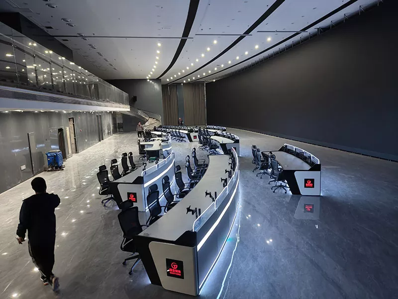 Consola de monitorizare curbată