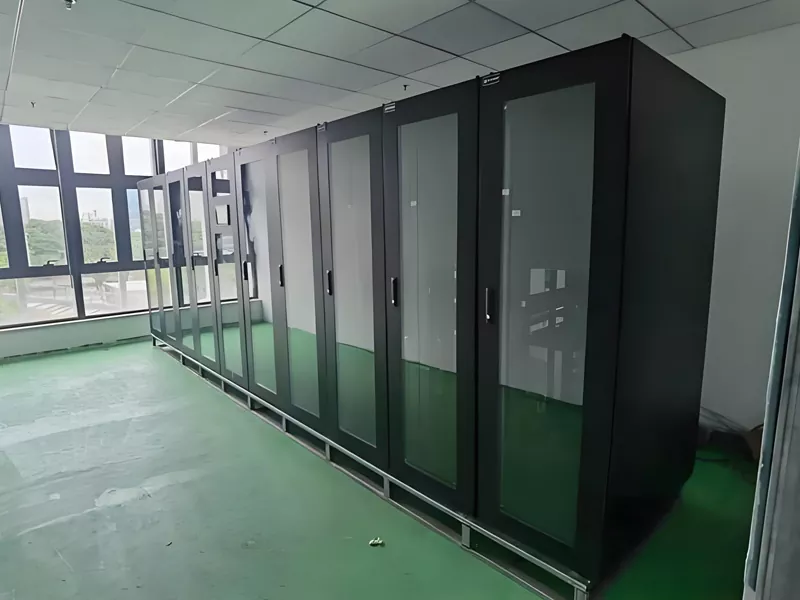 Cabinet integrat cu micromodule